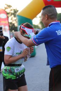 BIB: 1142
                            <button type="button" onclick="openModal(3633673)" class="btn btn-primary btn-sm float-right btn-popup" data-toggle="modal" data-target=".modal-high-quality">
                        <i class="fas fa-shopping-cart"></i> Add to Cart
                    </button>
                                            <button type="button" onclick="isThisMe(3633673, true)" class="btn btn-success btn-sm float-right btn-popup btn-isme hidden" data-toggle="tooltip" data-placement="bottom" title="นี่คือรูปของคุณใช่ไหม คลิกที่นี่เพื่อเอาเข้าอัลบั้ม">
                        <i class="fas fa-plus"></i> Add to album
                    </button>
                    <button type="button" onclick="isThisMe(3633673, false)" class="btn btn-warning btn-sm float-right btn-popup btn-isnotme hidden">
                        <i class="fas fa-ban"></i> Remove from album
                    </button>